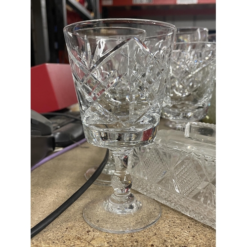 1247 - A QUANTITY OF GLASSWARE TO INCLUDE CUT GLASS, VASES, WINE GLASSES, ETC.,