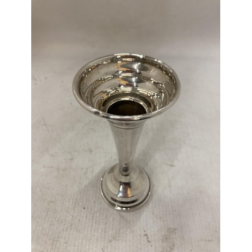 18A - A HALLMARKED BIRMINGHAM SILVER CANDLESTICK WITH WEIGHTED BASE, GROSS 144G