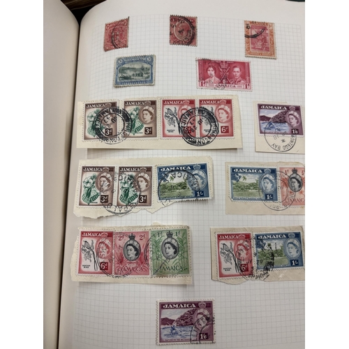 497 - A GREAT BRITAIN UNMOUNTED MINT COLLECTION  ARRANGED IN THE WINDSOR ALBUM 1986-1995 FACE VALUE £330.0... 