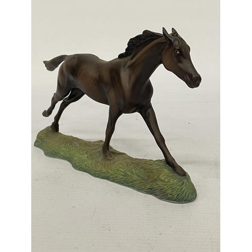 896 - A PORCELAIN FRANKLIN MINT INTERNATIONAL MUSEUM OF THE HORSE FROM THE GREAT HORSES OF THE WORLD COLLE... 