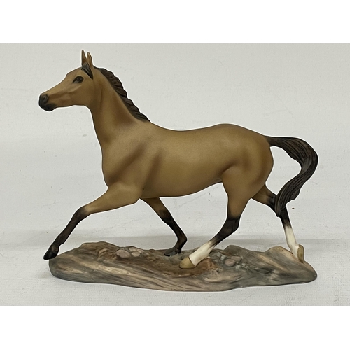 898 - A PORCELAIN FRANKLIN MINT INTERNATIONAL MUSEUM OF THE HORSE FROM THE GREAT HORSES OF THE WORLD COLLE... 