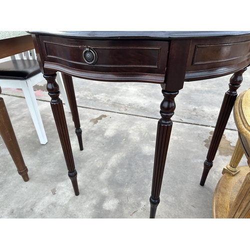 2937 - A MAHOGANY AND CROSSBANDED SIDE TABLE WITH SINGLE DRAWER, 33