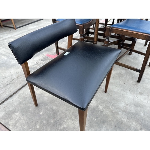 2940 - A RETRO TEAK AND BLACK FAUX LEATHER STOOL WITH LOW BACK