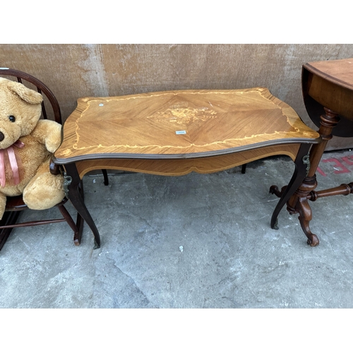 2990 - AN ITALIAN STYLE MARQUETRY COFFEE TABLE WITH APPLIED BRASS DECORATION 39