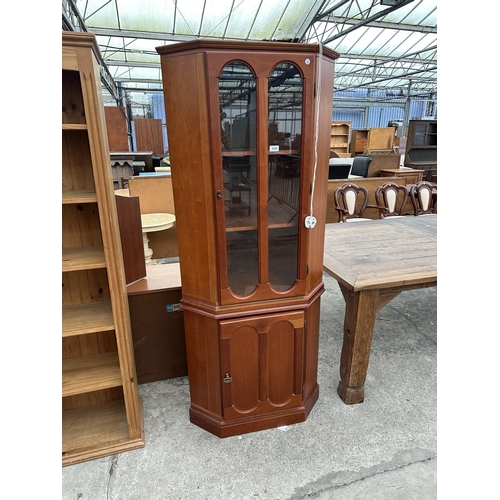 2999 - A RETRO TEAK CANALETTO BY DUCAL CORNER CUPBOARD WITH GLAZED UPPER PORTION 30