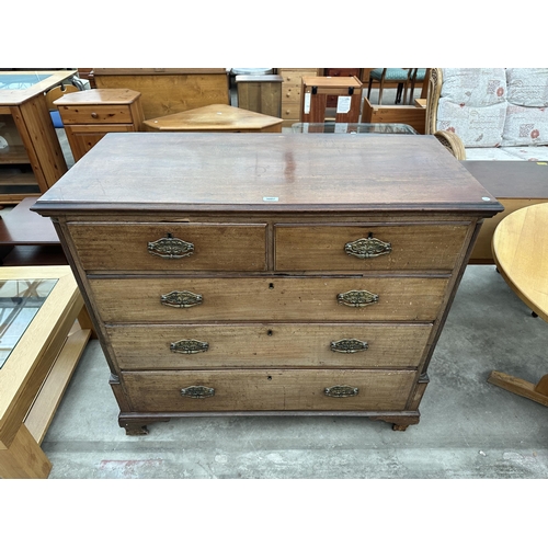 3007 - A GEORGE III MAHOGANY CHEST OF TWO SHORT AND THREE LONG GRADUATED DRAWERS 46