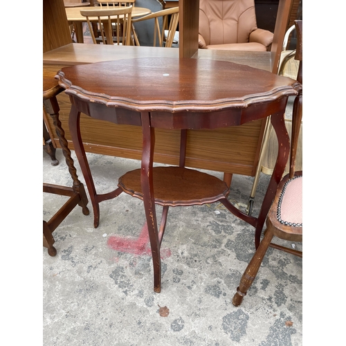 2897 - AN EDWARDIAN STYLE BEDROOM CHAIR AND LATE VICTORIAN CENTRE TABLE