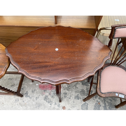 2897 - AN EDWARDIAN STYLE BEDROOM CHAIR AND LATE VICTORIAN CENTRE TABLE