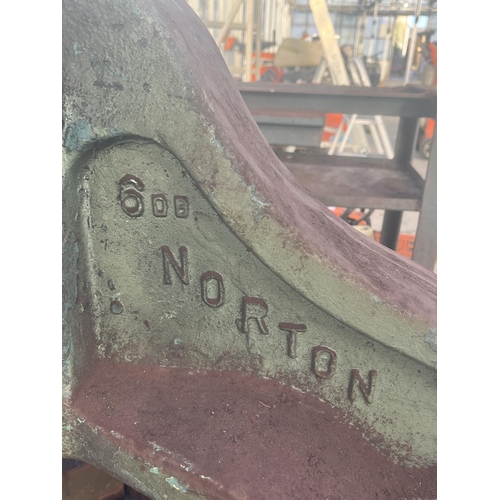 91 - A LARGE HEAVY DUTY NORTON 6DB FLY PRESS WITH VARIOUS BLOCKS AND ATTATCHMENTS NO VAT