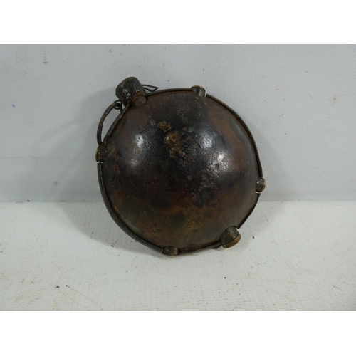 354 - AN IMPERIAL GERMAN, WORLD WAR I, OYSTER DISC GRENADE (INERT)