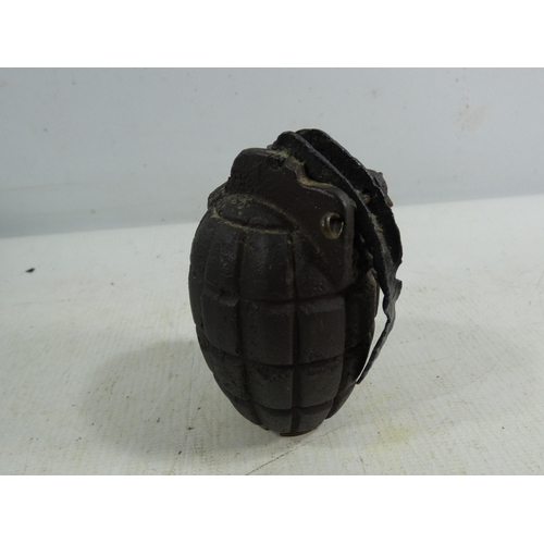 360 - A BRITISH WORLD WAR I NO. 5 MILLS GRENADE (INERT)