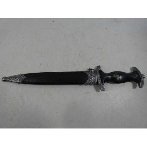 378 - A REENACTORS NAZI GERMANY SS DAGGER AND SCABBARD, 21.5CM BLADE, LENGTH 37CM