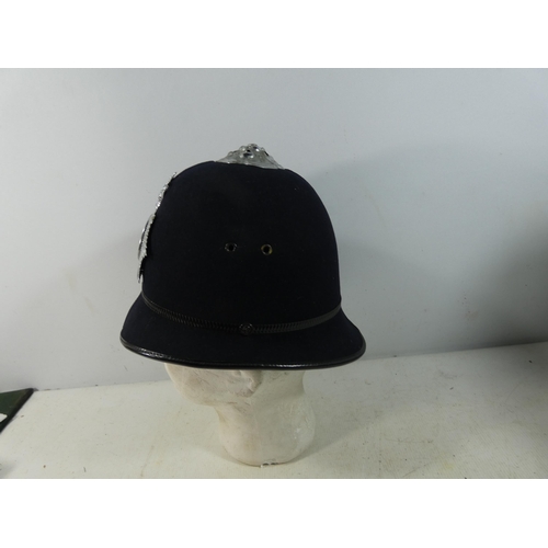 386 - A NOTTINGHAMSHIRE CONSTABULARY POLICE OFFICERS HAT, SIZE 6 & 7/8