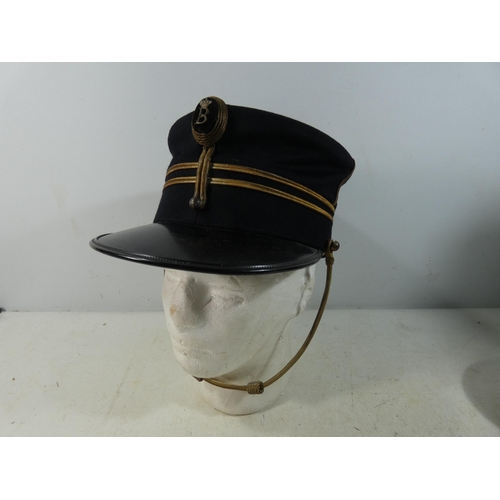 388 - A BRUSSELS MUNICIPAL POLICE HAT