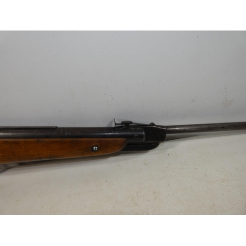 397 - A WEBLEY AND SCOTT 'FALCON' .22 CALIBRE AIR RIFLE, 44CM BARREL, LENGTH 106CM