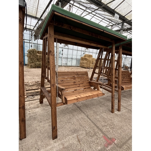 2090 - AN AS NEW EX DISPLAY CHARLES TAYLOR FURNITURE SET COMPRISING OF AN ARBOUR WITH GREEN FABRIC TOP AND ... 