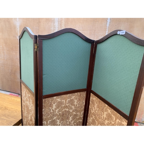 3050 - A MAHOGANY THREE DIVISION SCREEN WITH ARCHED TOPS