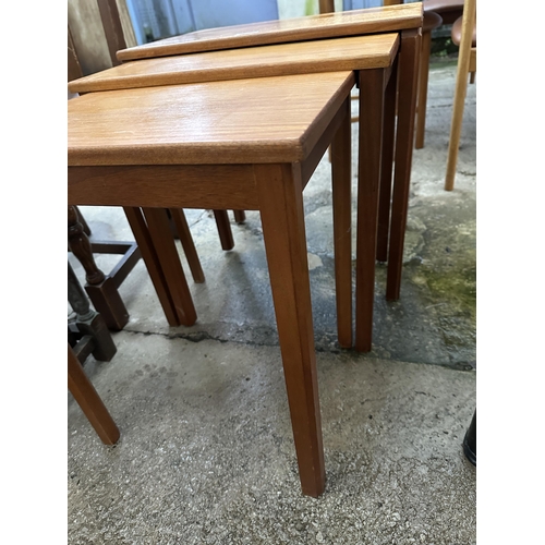 3095 - A MCINTOSH RETRO TEAK NEST OF THREE TABLES