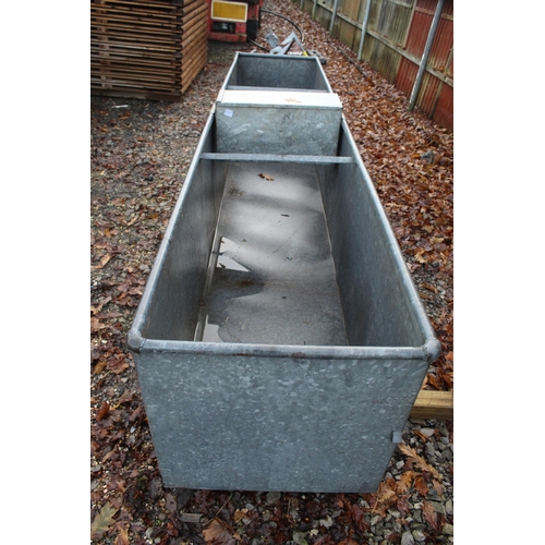 913 - METAL WATER TROUGH 10FT X 2FT X 2FT WITH SERVICE BOX SHOP SOILED  NO  VAT