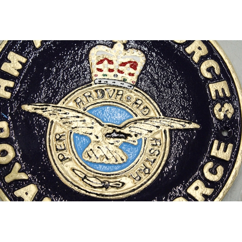 202 - A CAST ROYAL AIR FORCE SIGN, DIAMETER 23CM