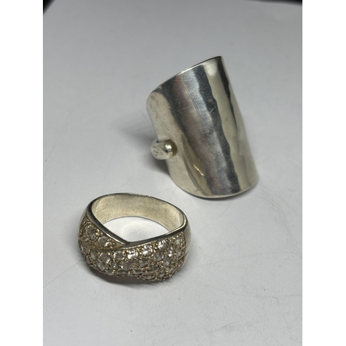 711 - FIVE MARKED SILVER RINGS