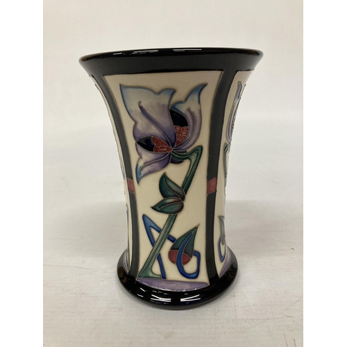 814 - A MOORCROFT HOMAGE PATTERN VASE 16 CM