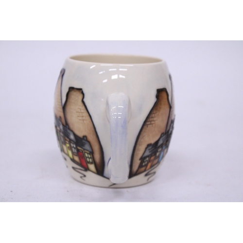 815 - A MOORCROFT MUG CITY GUARDIANS PATTERN