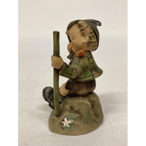 847 - A GOEBEL HUMMEL FIGURE 