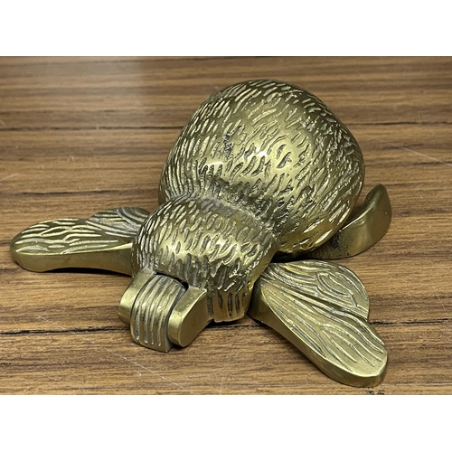 1275 - A SOLID BRASS BUMBLE BEE DOOR KNOCKER