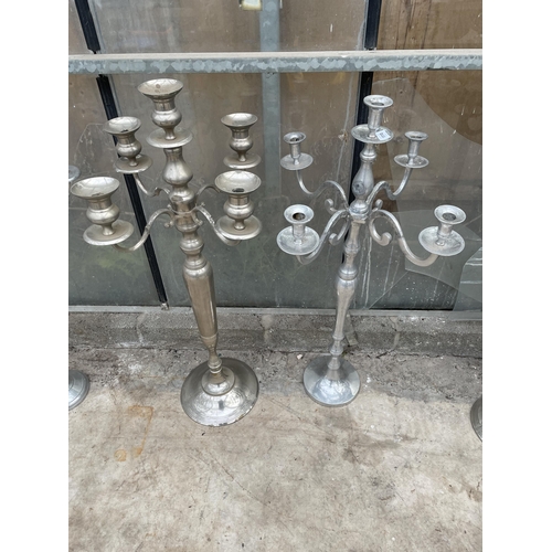 1510 - A NEAR PAIR OF DECORATIVE FIVE BRANCH CANDELABRAS