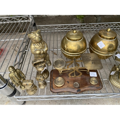 1613 - AN ASSORTMENT OF BRASS WARE TO INCLUDE BELL WEIGHTS, MINING FIGURESD AND SCALES ETC