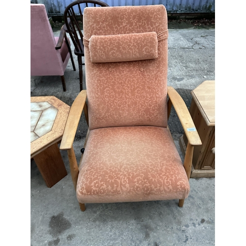 3092 - AN ADJUSTABLE FIRESIDE CHAIR