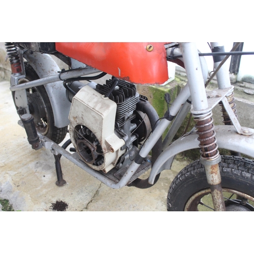 23 - FANTACHINO MOTORBIKE, RED TANK, BLACK SEAT  NO VAT