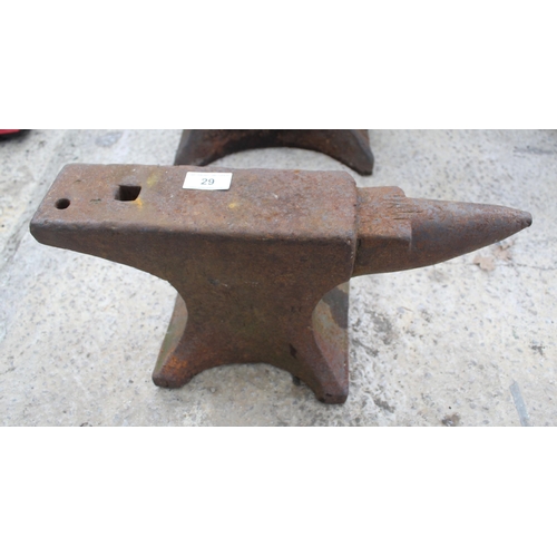 29 - ANVIL APPROX 33