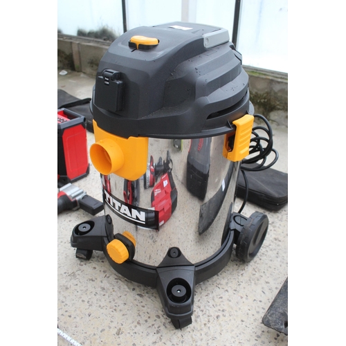 44 - TITAN INDUSTRIAL VACUUM  NO VAT