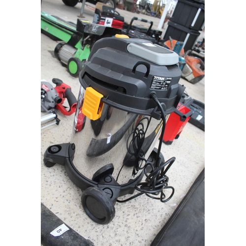 44 - TITAN INDUSTRIAL VACUUM  NO VAT