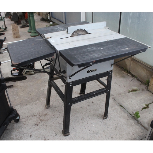 61 - ELECTRIC SAW BENCH IN WORKING ORDER  NO VAT