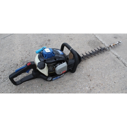 71 - MACALLISTER PETROL HEDGE CUTTER + VAT