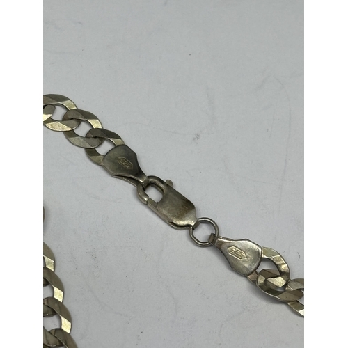 597 - A SILVER FLAT LINK NECKLACE LENGTH 18