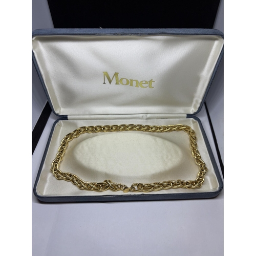 655 - A MONET NECKLACE IN ORIGINAL PRESENTATION BOX