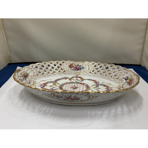 7 - A 19TH CENTURY DRESDEN HAND PAINTED FLORAL PIERCED RETICULATED OVAL BOWL