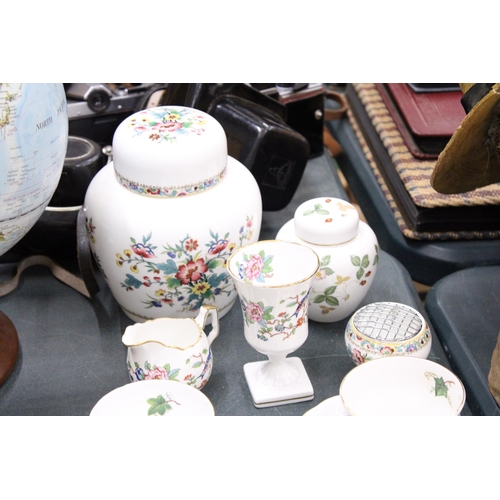 168 - A QUANTITY OF CROWN ROYAL IVY PATTERNED CHINA TO INCLUDE CUPS, SAUCERS AND SIDE PLATES PLUS A LARGE ... 