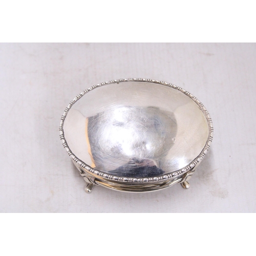 29 - A SILVER HALLMARKED SHEFFIELD TRINKET BOX, TOTAL WEIGHT 108G