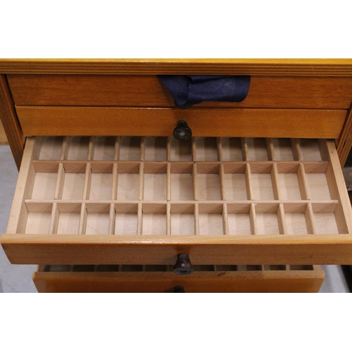 34 - A VINTAGE EIGHT DRAWER WOODEN HABERDASHERY CABINET, HEIGHT 32CM, WIDTH 31CM, DEPTH 21CM