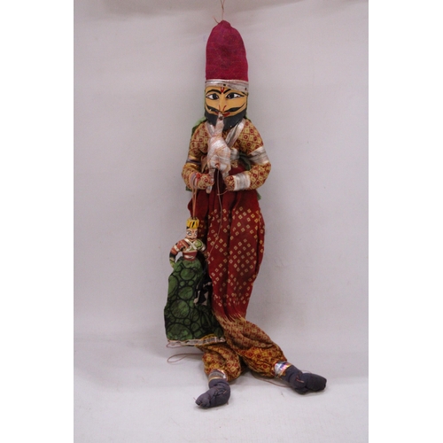 199 - A VINTAGE ORIENTAL MARIONETTE/PUPPET