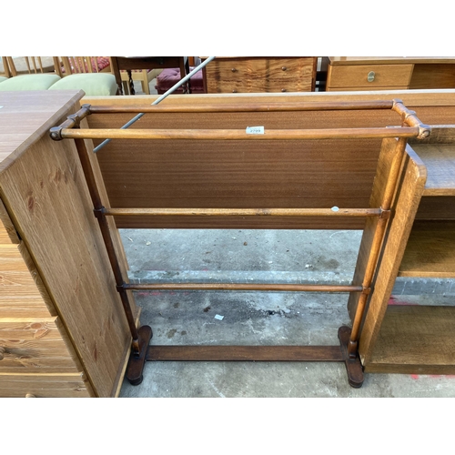 2709 - A VICTORIAN MAHOGANY FOUR BAR TOWEL RAIL