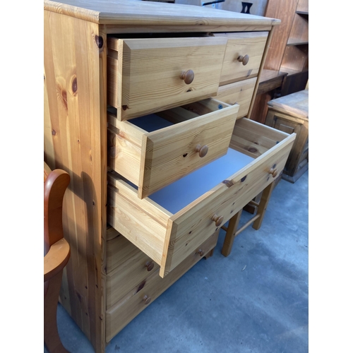 2872 - A PINE CHEST OF FOUR SHORT AND FOUR LONG DRAWERS, 31.5