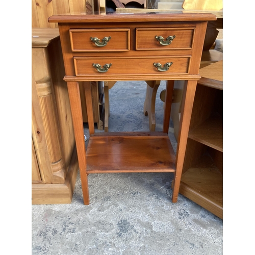 2901 - A YEW WOOD SMALL SIDE TABLE WITH TWO SHORT AND ONE LONG DRAWER, 17.5