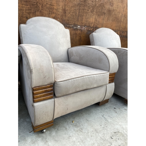 2517 - A PAIR OF ART DECO STYLE EASY CHAIRS