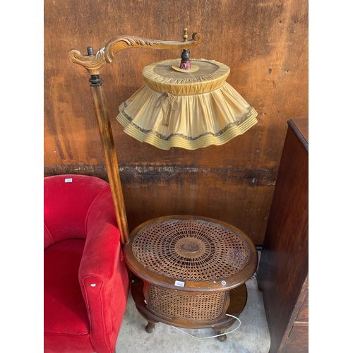 2524 - A MID 20TH CENTURY FLOOR LAMP ON OVAL BERGERE BASE WITH CABRIOLE LEGS